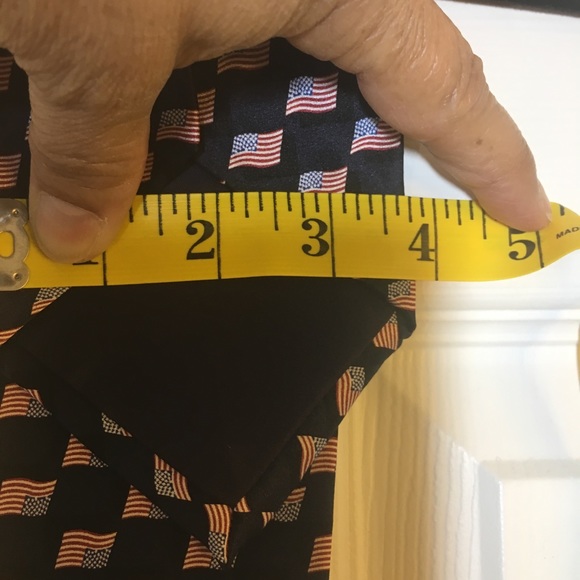 Stonehenge Flag Patterned 100% Silk Tie.  U.S.A. - Picture 6 of 6